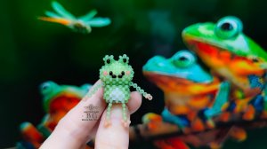 Мастер-класс Лягушонок из Бисера/Для начинающих