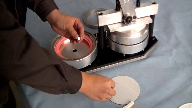 Зеркало на подставке смотреть онлайн