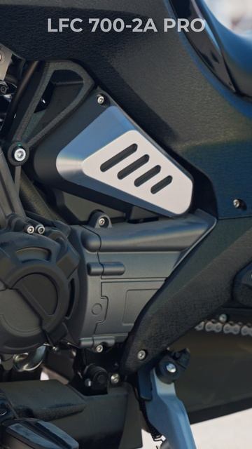 Круизер Benda LFC 700 2 PRO 2025 ОБЗОР 🏍️ Что вам нужно знать смотреть онлайн