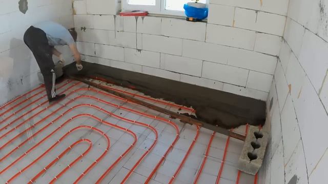 100 квадратов счастья: трубы тёплого пола+стяжка...