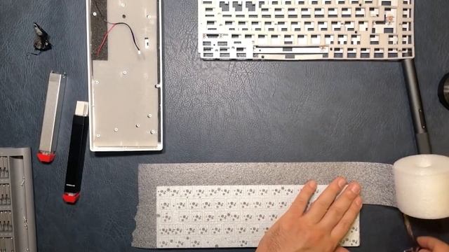 УЛЬТРАБЮДЖЕТНЫЙ КАСТОМ CIY Tester68 ! FL CMMK V3 x Silent Switch Mix. Кастом для новичка! смотреть онлайн