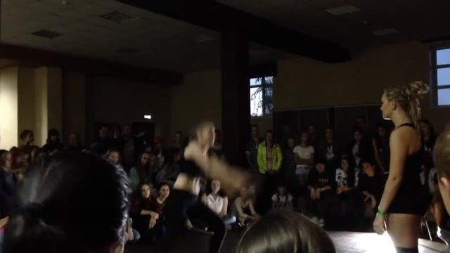 dancehall battle при судействе DHQ LUA.Format dance fest.Nastasya смотреть онлайн