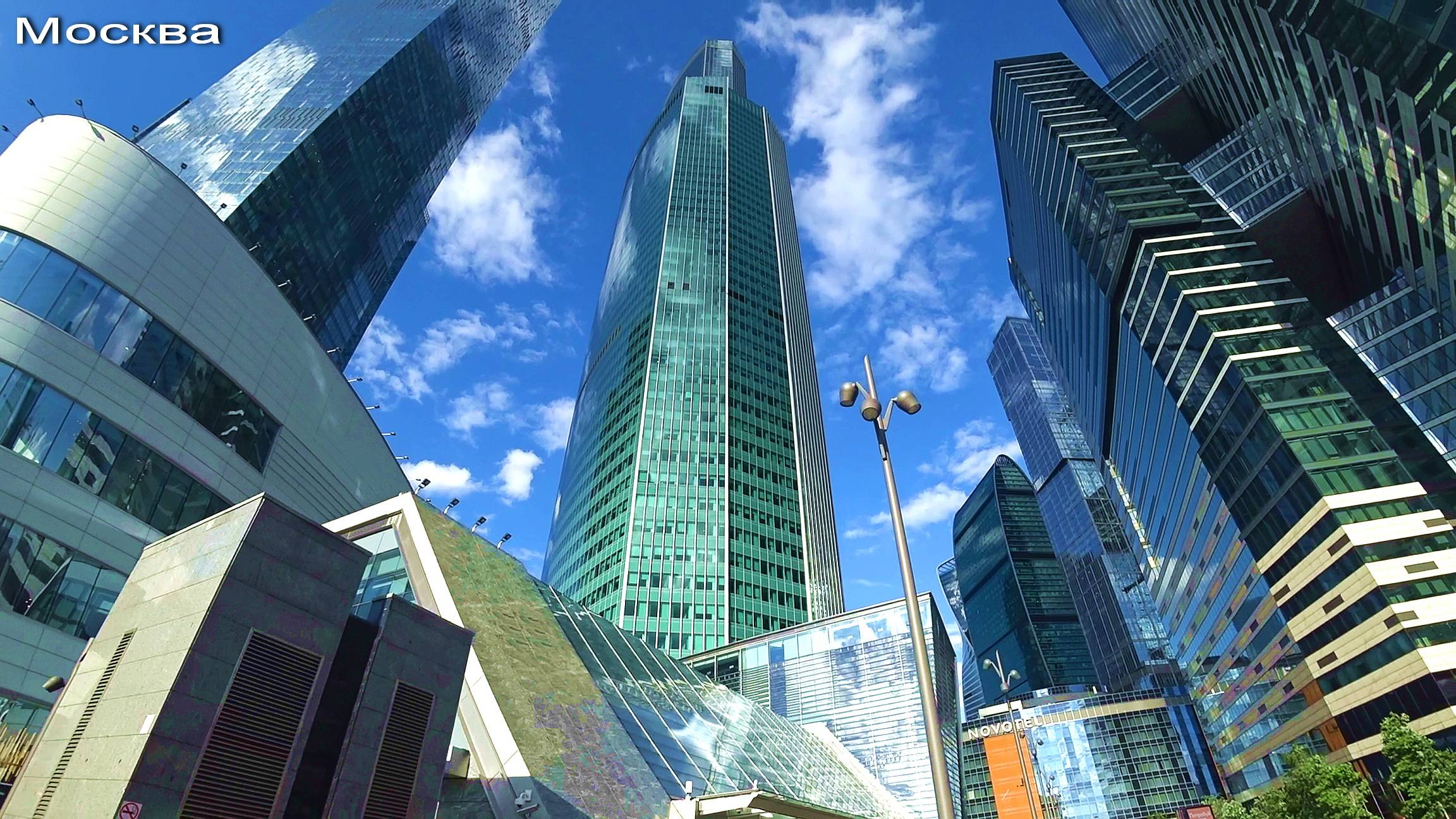 Москва. 21.06.2024. Останкинский пруд. Телебашня. Москва-Сити. Александровский сад. Тверская улица. смотреть онлайн