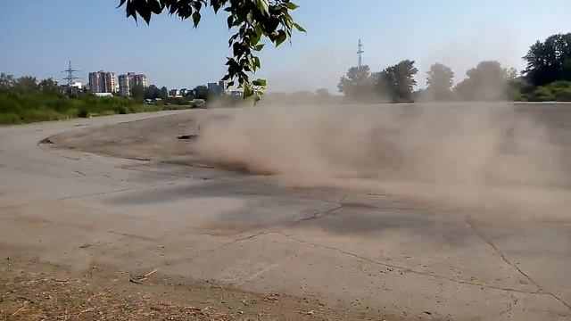 Володино исполнение закидывания камнями) смотреть онлайн