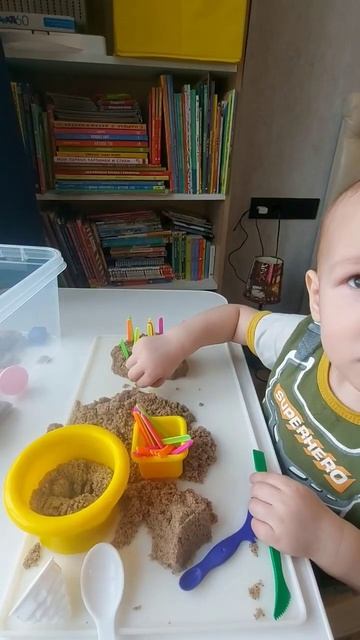 Ёжик из песка и палочек🦔 #игра #развитие #кинетически? смотреть онлайн