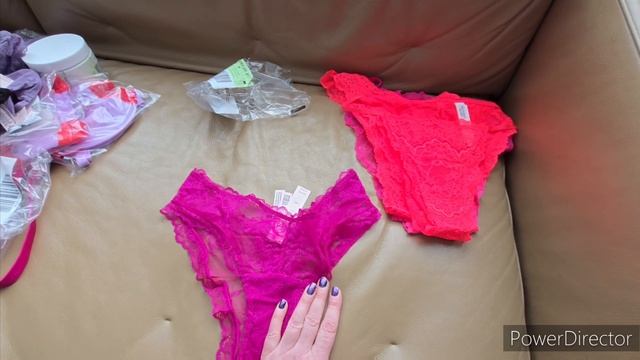 Victoria's Secret Unboxing. Распаковка с американского сайта Викт? смотреть онлайн