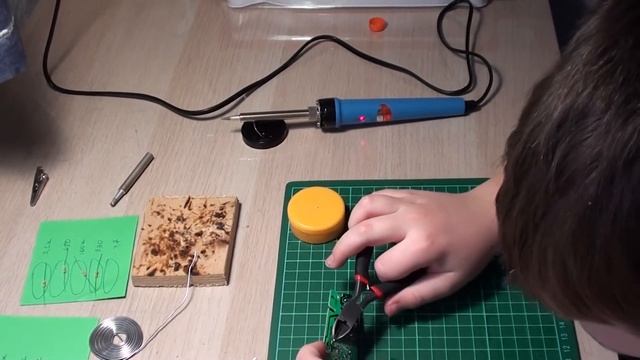 Сборка радио-конструктора смотреть онлайн