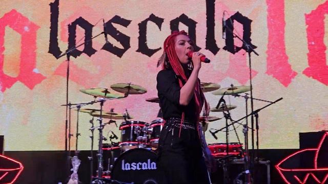 LASCALA - Дурочка с севера (Live 2024) смотреть онлайн