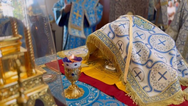 МИТРОПОЛИТ ИГНАТИЙ СОВЕРШИЛ БОЖЕСТВЕННУЮ ЛИТУРГИЮ В ХРАМЕ В ЧЕСТЬ ВЛАДИМИРСКОЙ ИКОНЫ БОЖИЕЙ МАТЕРИ смотреть онлайн