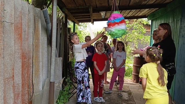 Квест с пиньятой.День рождения Ксю! смотреть онлайн