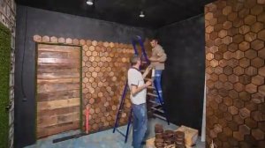 Укладка деревянной плитки на стену