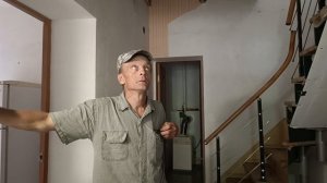 Навели порядок в огороде. Делимся планами. Когда вернемся домой? Родители навели красоту.