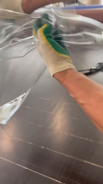 Тянем, рвем, протыкаем, режем гибкое стекло для мягких смотреть онлайн