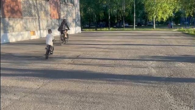 Видео Слесарев Евгений