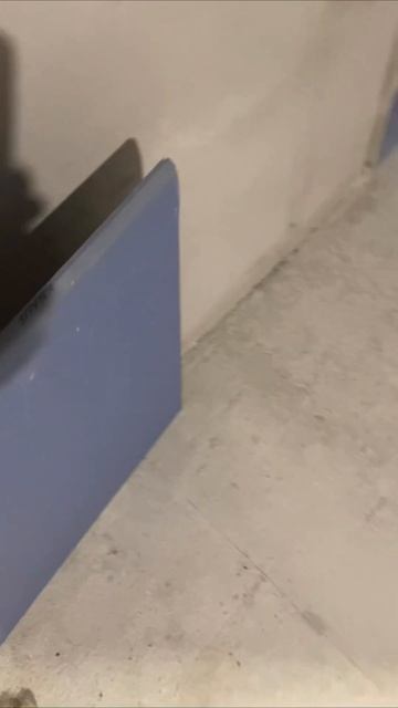 Зашил потолок из гипсокартона. Кнауф сапфир 2000х1200х12 р? смотреть онлайн