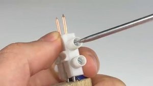 Как сделать простой аппарат для точечной сварки с использованием аккумулятора