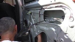 Замена стеклоподъёмника. Mitsubishi Outlander 2.4 2018г
