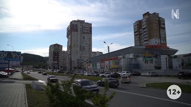 Дворы и дороги. Город N.