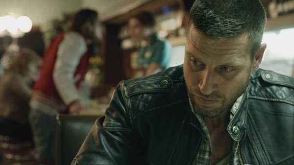 Под прикрытием - 2 сезон 1 серия / Gangland Undercover