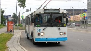 Троллейбус ЕкатеринбургаЗиУ-682Г [Г00] борт. №311 маршрут №33 на остановке "Фронтовых бригад"