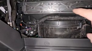 Замена салонного фильтра Haval Jolion