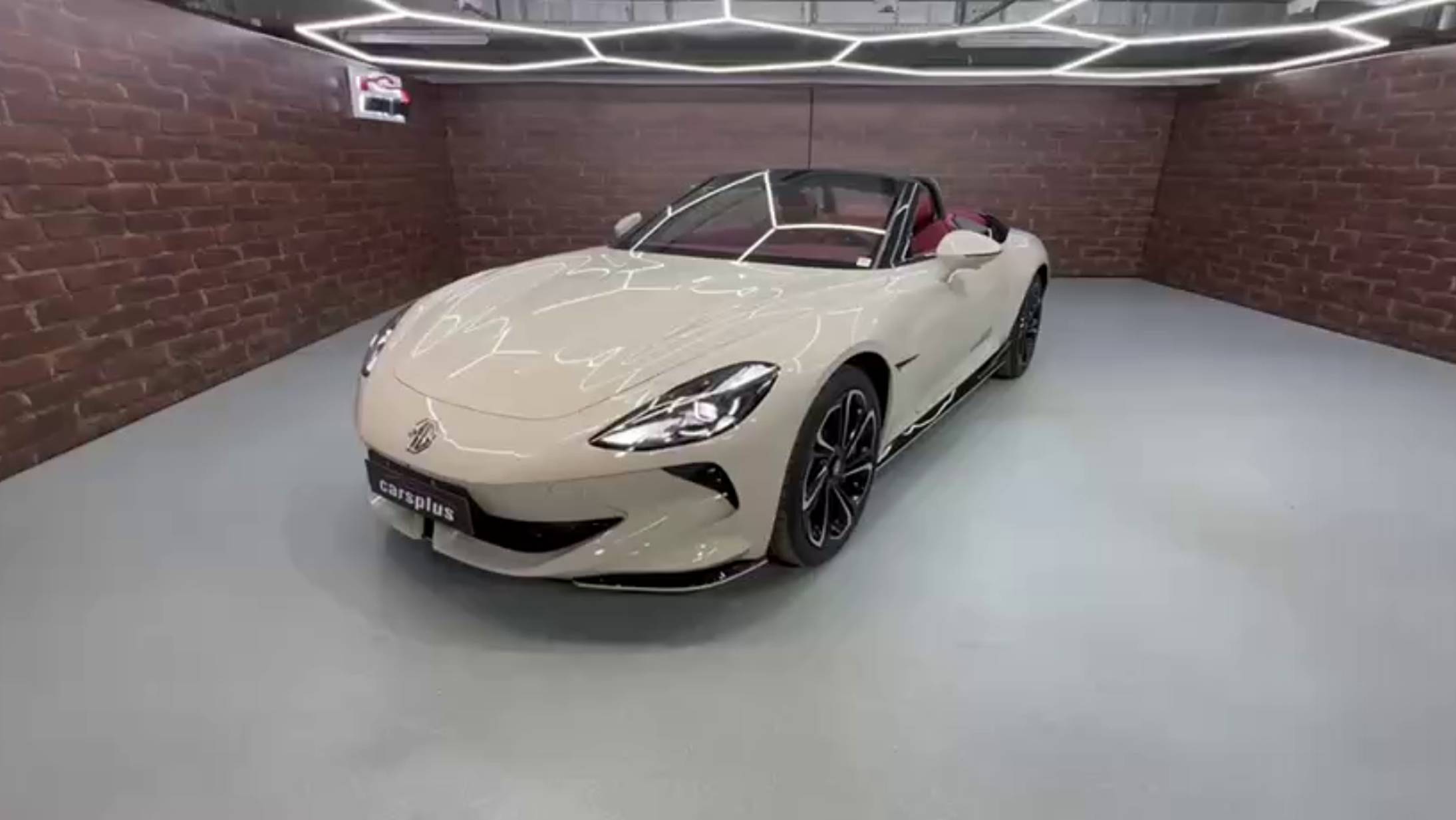 В наличии MG Cyberster👇 смотреть онлайн