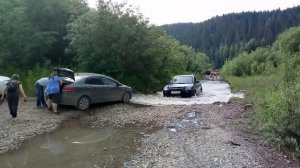 Хёндай Туссан на бездорожье.