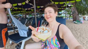 Вован совсем ЗАЖРАЛСЯ 😡Приходится СИЛКОМ его тащить на море в Паттайе😆Пляж БЕЗ людей внесезон Влог