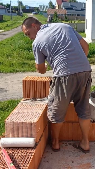 Кладка керамического блока. Выставляем углы #домизкер смотреть онлайн