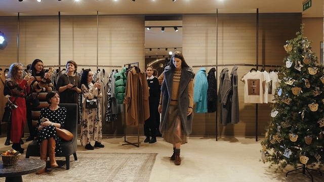 Презентация новой коллекции в бутике MaxMara смотреть онлайн
