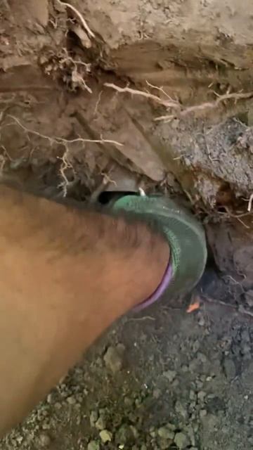 ПОИСКИ СОКРОВИЩ С МЕТАЛЛОИСКАТЕЛЕМ! РЫБОЛОВ КОПАТЕЛЬ! смотреть онлайн