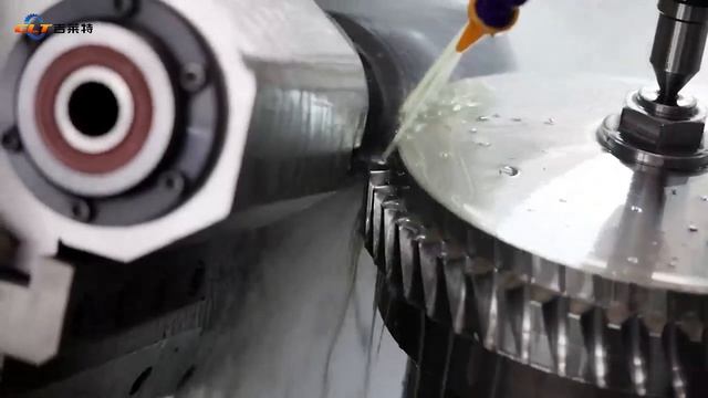 Зубофрезерный станок с ЧПУ модели G350CNC смотреть онлайн