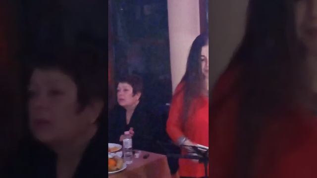 Надя Валентинова   Миллион альх роз   Кавър на Алла Пуг?