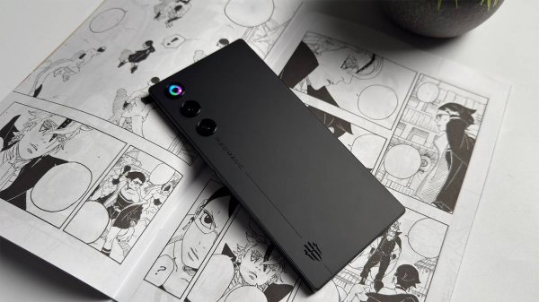 The New Red Magic 10 Air Is Powerful Budget Gaming Phone!