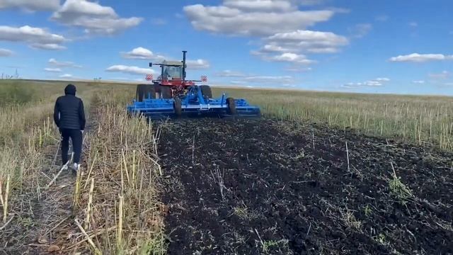 Дисковая борона Tigarbo ADS 7D запустили в работу по влажной смотреть онлайн