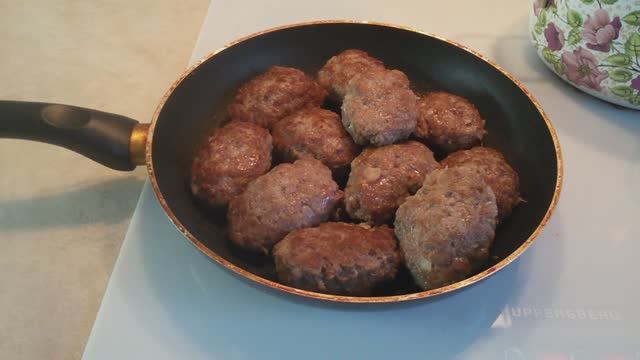 Сегодня готовим вкусняшки / Секрет ПЫШНЫХ котлет!