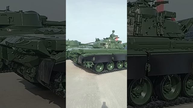 Бронепоезд войск НКВД в Сталинграде и Советская военная техника 2025 г.