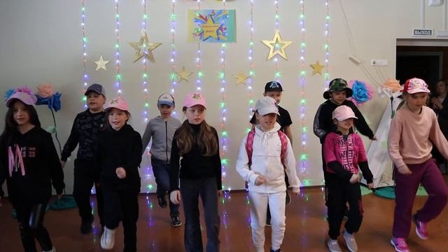 "Вместе весело шагать" смотреть онлайн