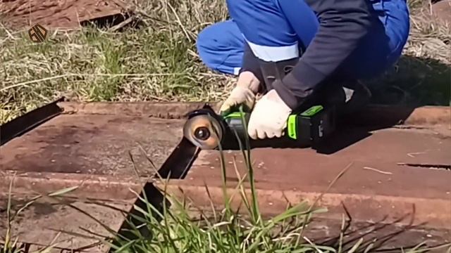 Болгарка Greenworks. Первый тест.