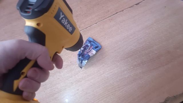 Фен за две тысячи , аккумуляторный ещё и для девольта D смотреть онлайн