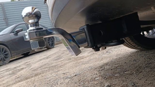 Фаркоп на LiXiang L7 2023- без подрезки бампера