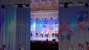 Танец "Крашенка"