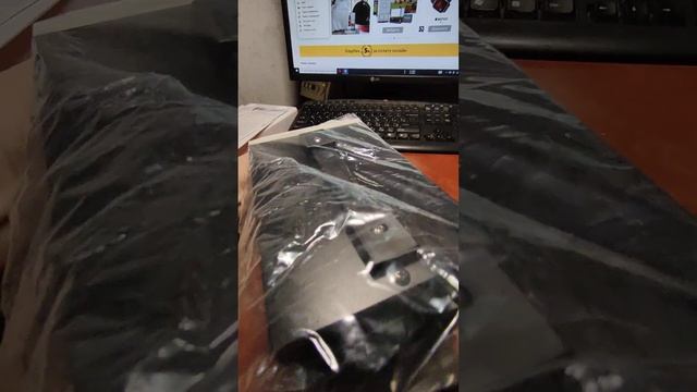 Распаковка стабилизатора Conter SVR-1000VA/750W DC CR-SVR-1000