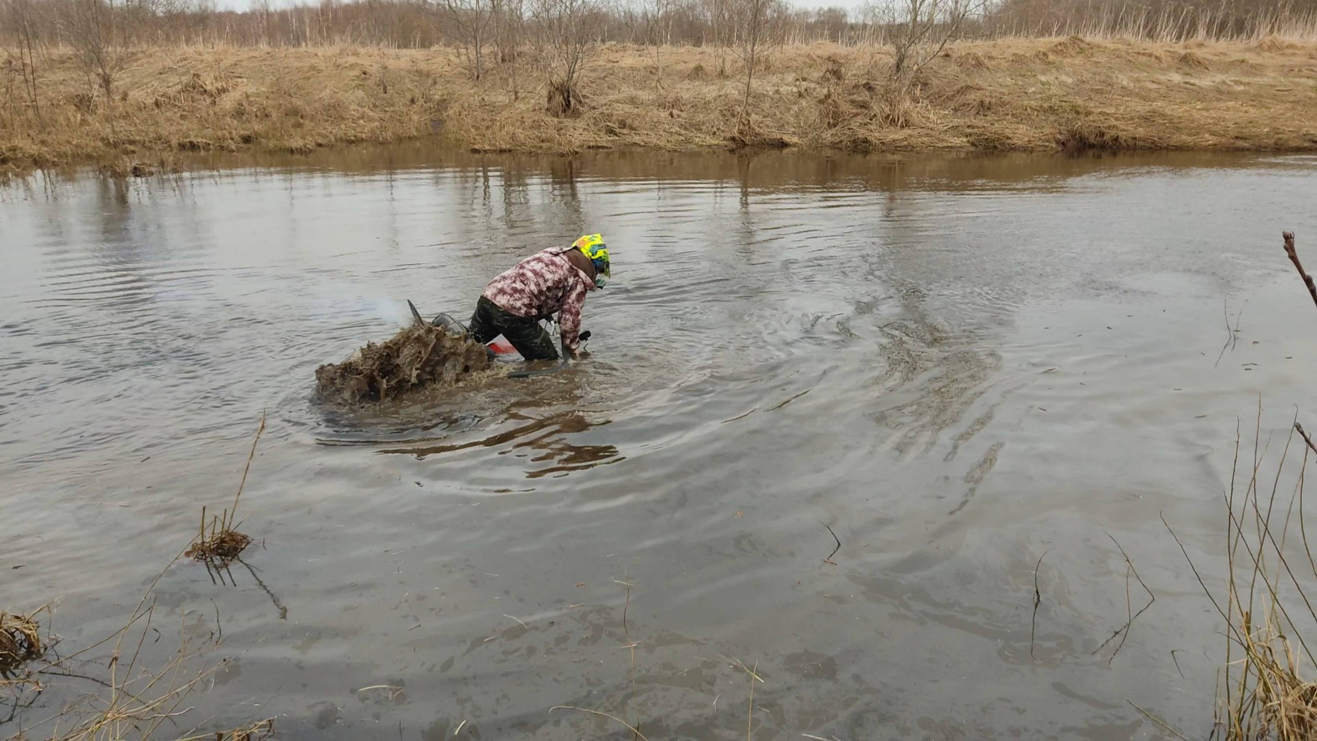 Иж в реке №196 смотреть онлайн