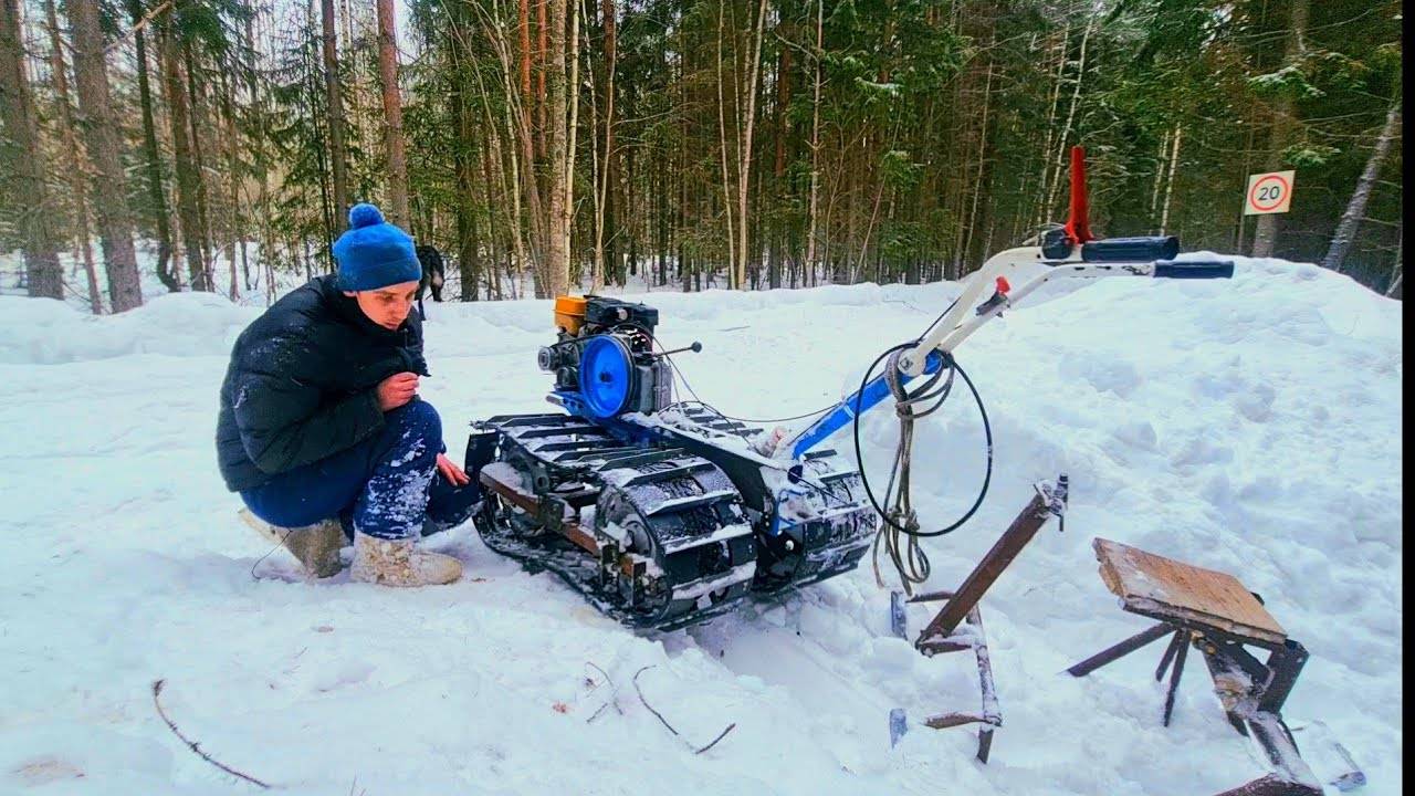 ПОРВАЛ гусеницу на мотоблоке! Еле смог уехать! Зимний металло коп как он есть. смотреть онлайн