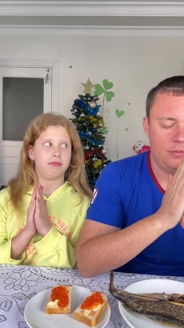 Нельзя ребенку отказывать, когда хочет есть смотреть онлайн