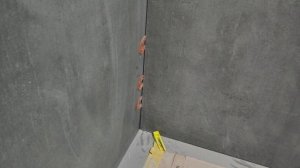 Как достать СВП из забитого клеем плиточного шва. Подр