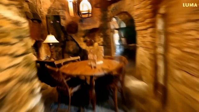 Ai видео / Вход в пустоту в нейросети Midjourney V6.1 и Luma Ai