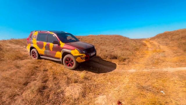 Спуск и подъем Прадо 120, да кажется что совсем маленьки
