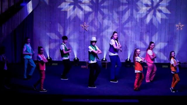 "Подарки" - Крылья 20 лет смотреть онлайн